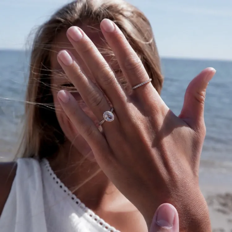morganit diamantring i 14  karat guld 1,28 ct 0,32 ct
