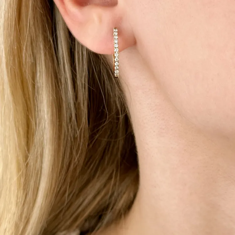 12 mm creol i 14 karat guld med diamant
