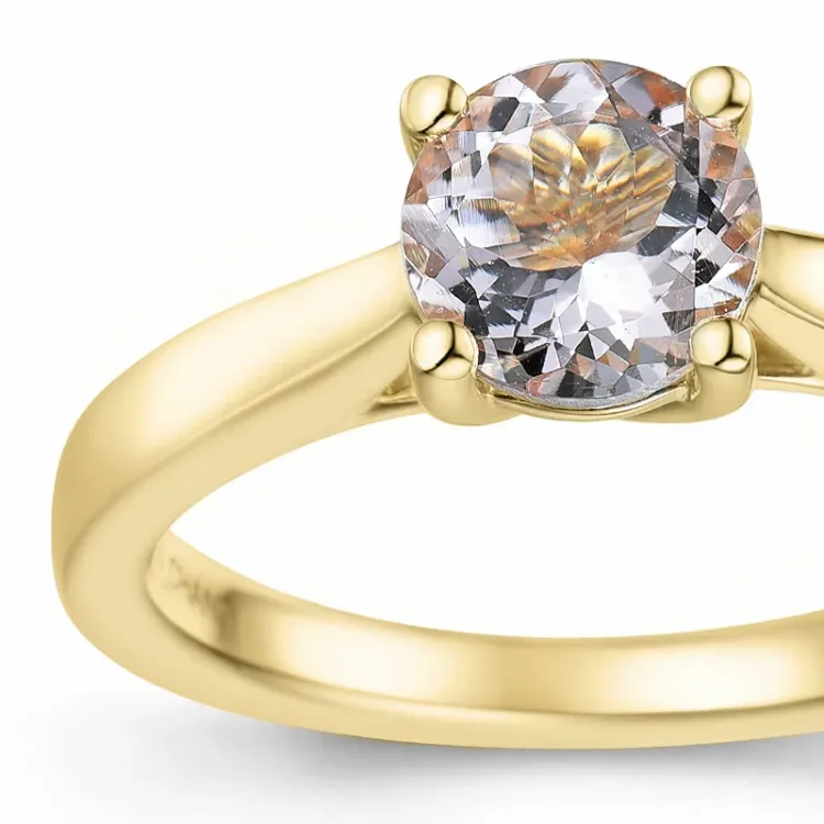 morganit solitärring i 14 karat guld 0,98 ct