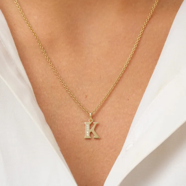 bokstav k zirkon hängen i 9 karat guld - My Letter