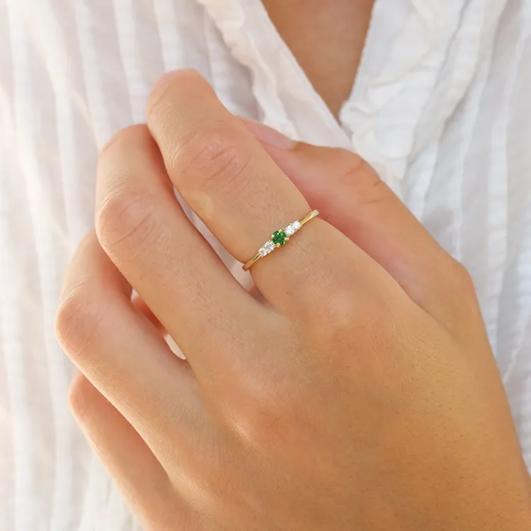 smal grön zirkon ring i 9 karat guld - Gold Collection