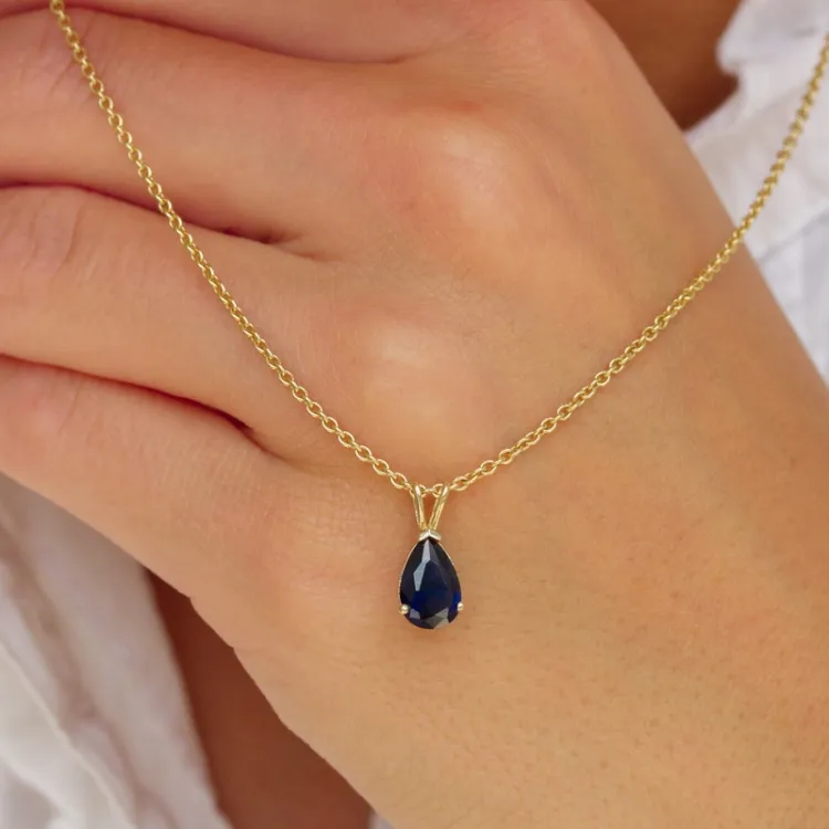 droppe blå syntetisk safir hängen i 9 karat guld - Gold Collection