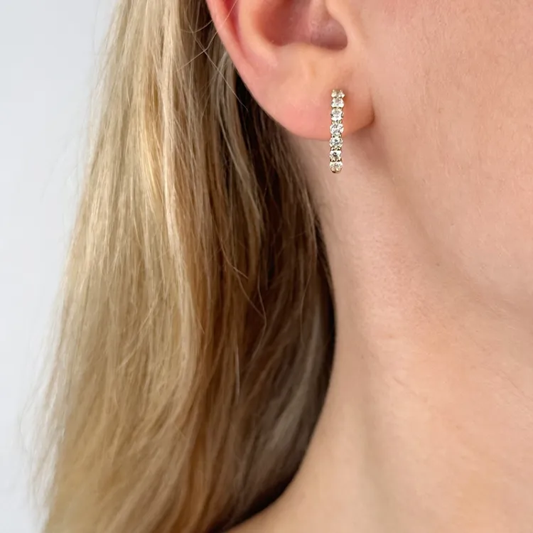 16 mm diamant creol i 14 karat guld med diamant