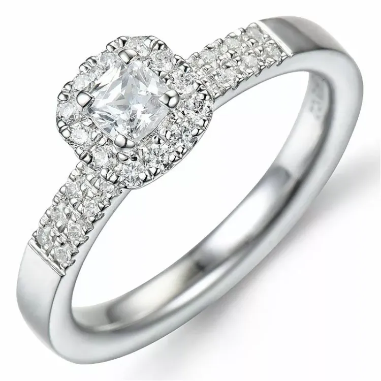 Beställningsvare - diamantring i 14  karat vitguld 0,32 ct 0,26 ct