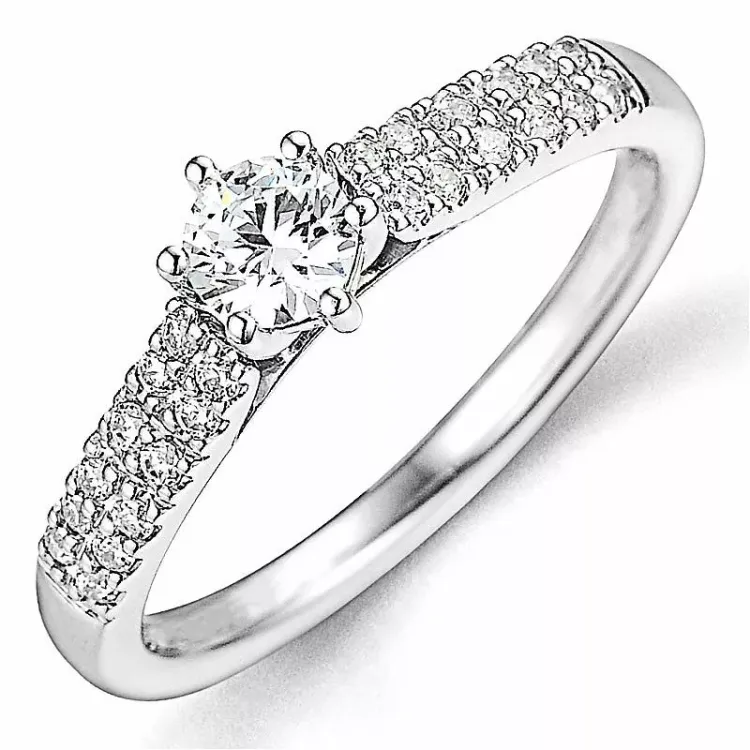 Beställningsvare - diamantring i 14 karat vitguld 0,32 ct 0,18 ct