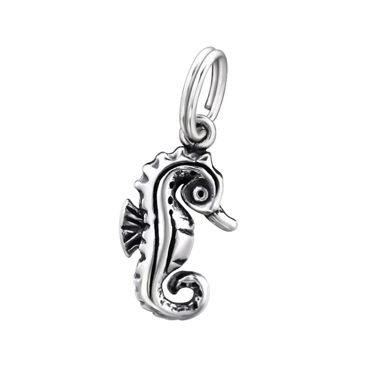 Sjöhäst charms i oxiderat sterlingsilver 
