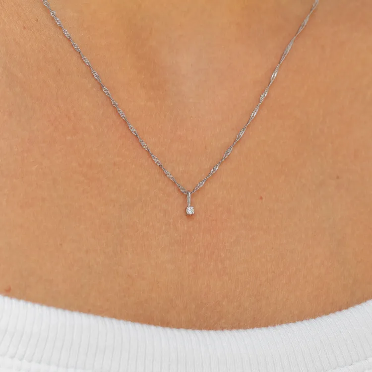 lab grown diamant hängen med halskedja i 925 carat silver  0,035 ct