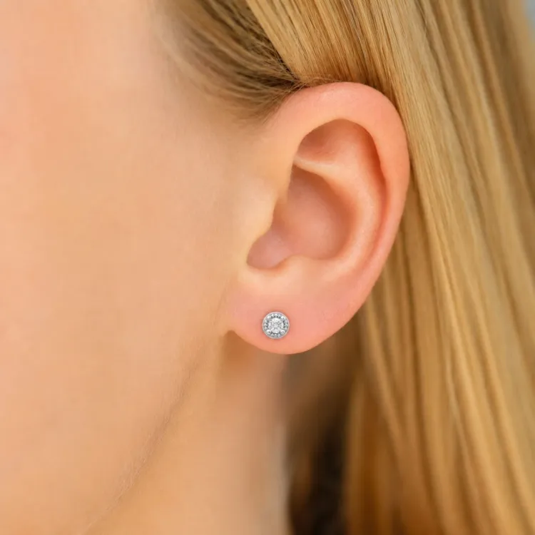 solitäreörhängestift i rhodinerat silver med lab grown diamant 