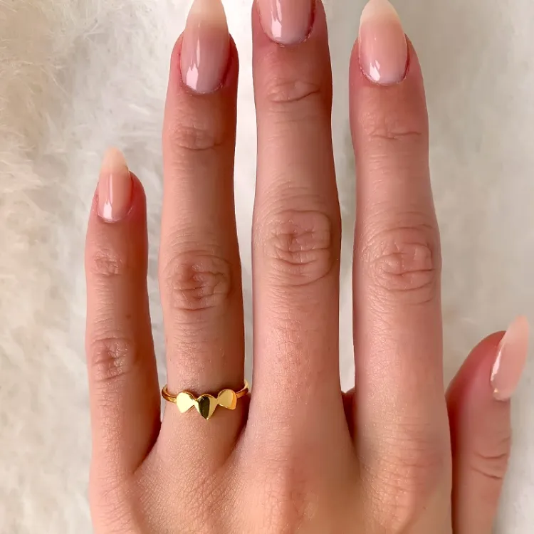 ring i förgyllt silver