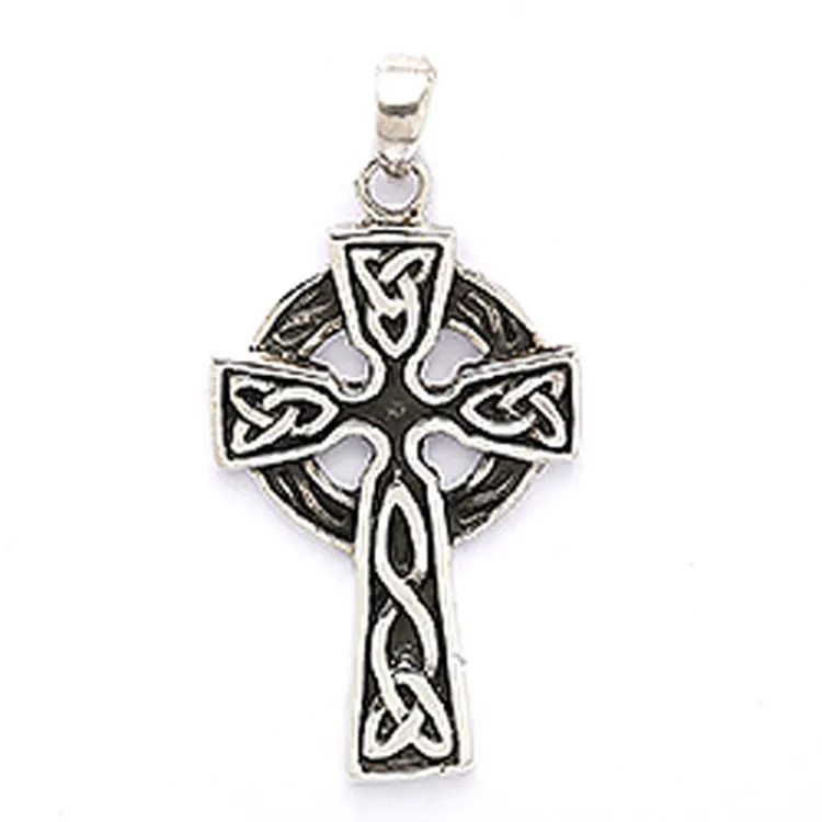 långt kors hängen i oxiderat sterlingsilver