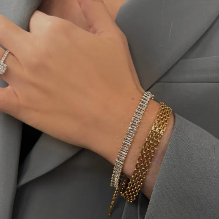 Khaai Studio Mesh armband i förgyllt stål