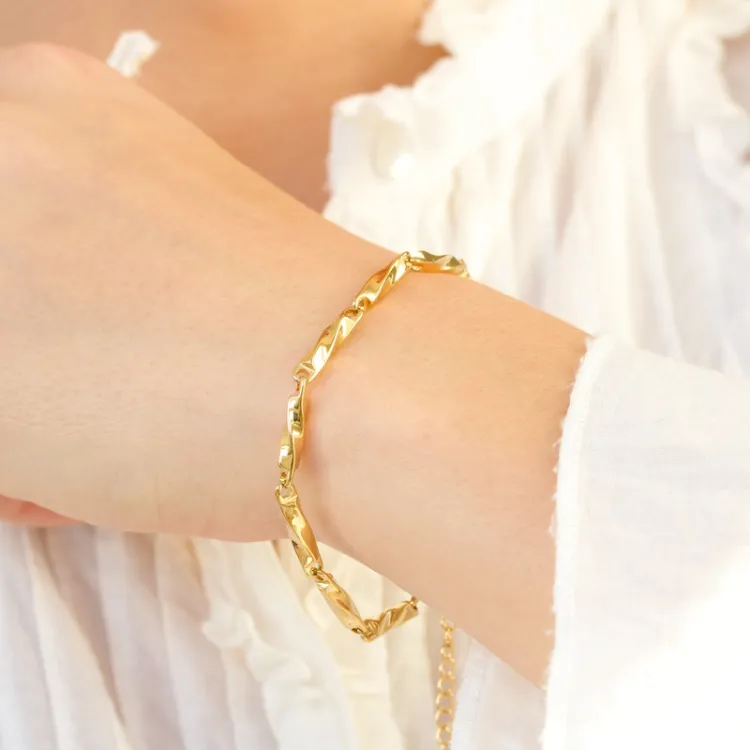 Khaai Studio Chunky armband i förgyllt stål