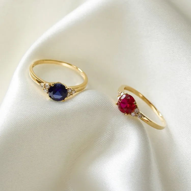 röd rubin ring i 9 karat guld - Gold Collection