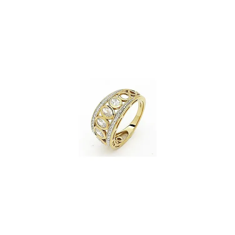 Stor vit zirkon ring i 9 karat guld