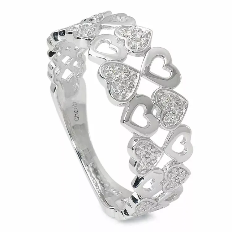 Bred hjärta ring i 9 karat vitguld