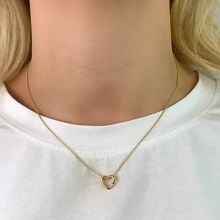 Hjärta diamant hängen i 9 carat guld 0,044 ct