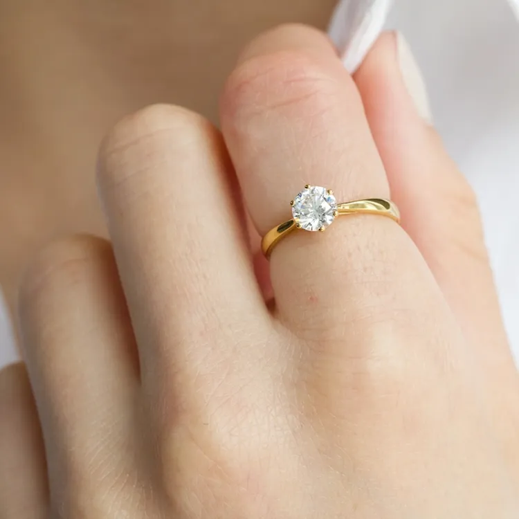 guldringar: solitärring i 9 karat guld - Gold Collection