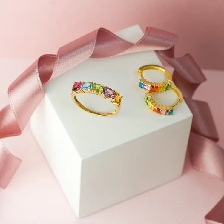 guldringar: multifärgat ring i 8 karat guld - Gold Collection