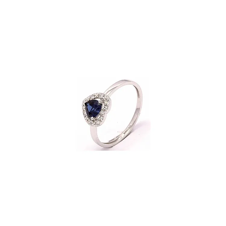 Hjärta ring i 8 karat vitguld