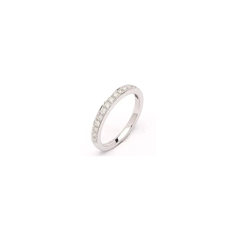 diamantring i 14 karat vitguld 0,26 ct