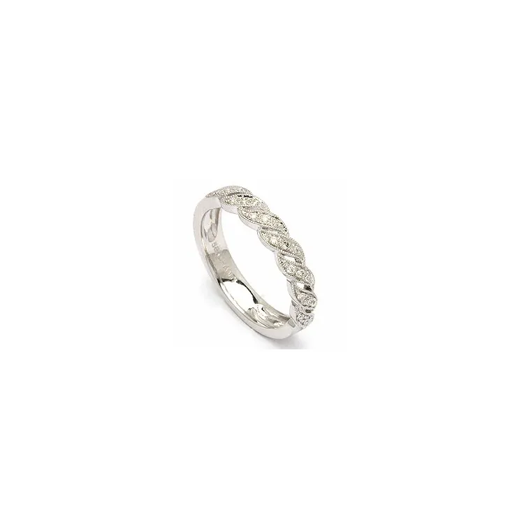 Diamantring i 14  karat vitguld 0,13 ct