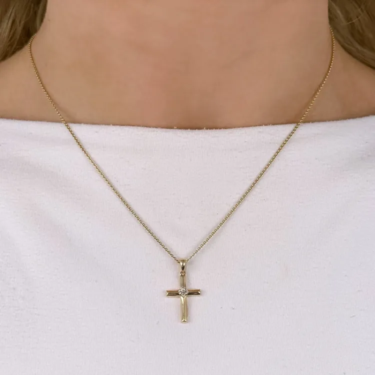 kors hängen i 14  carat guld 0,08 ct