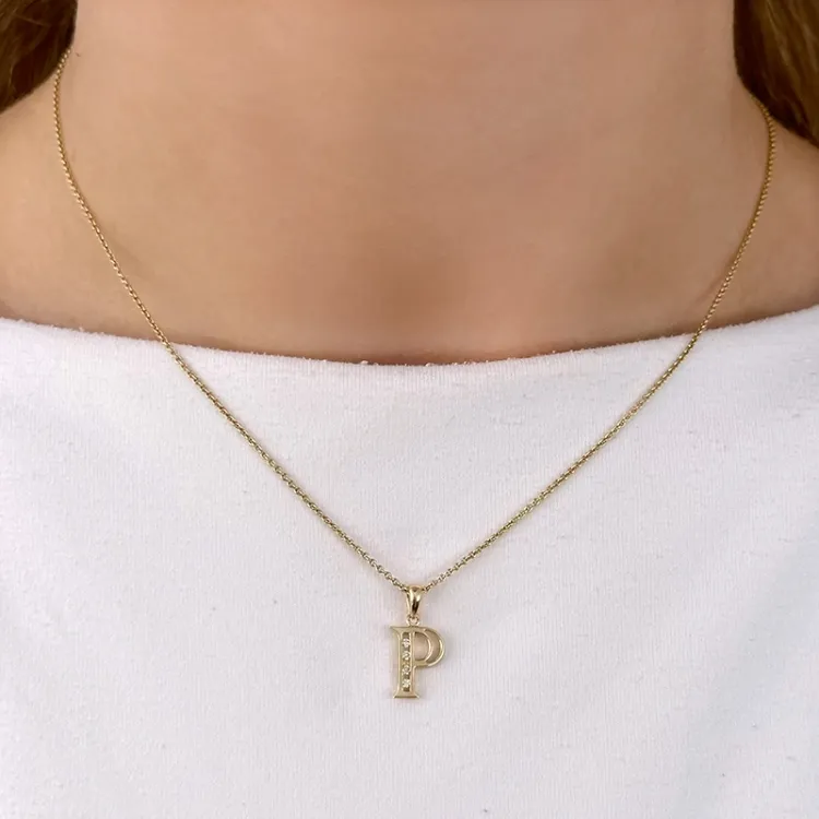bokstav p hängen i 14  carat guld 0,04 ct