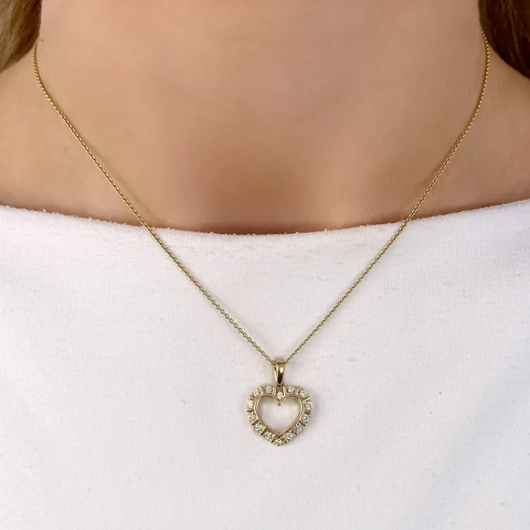 hjärta diamant hängen i 14 carat guld 0,26 ct