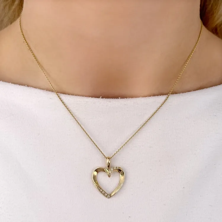 hjärta diamantberlocker i 14 carat guld 0,08 ct