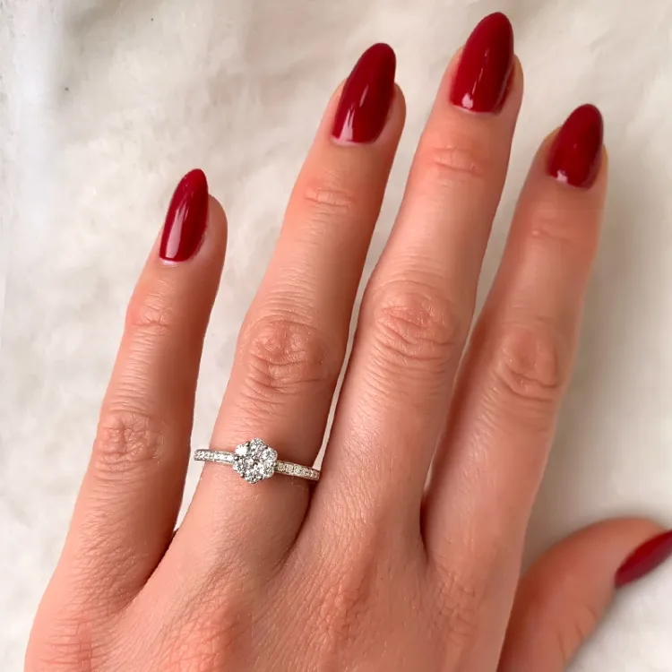 Briljantring i 14 karat vitguld 0,41 ct
