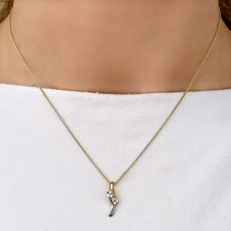 hängen i 14 carat vitguld 0,09 ct