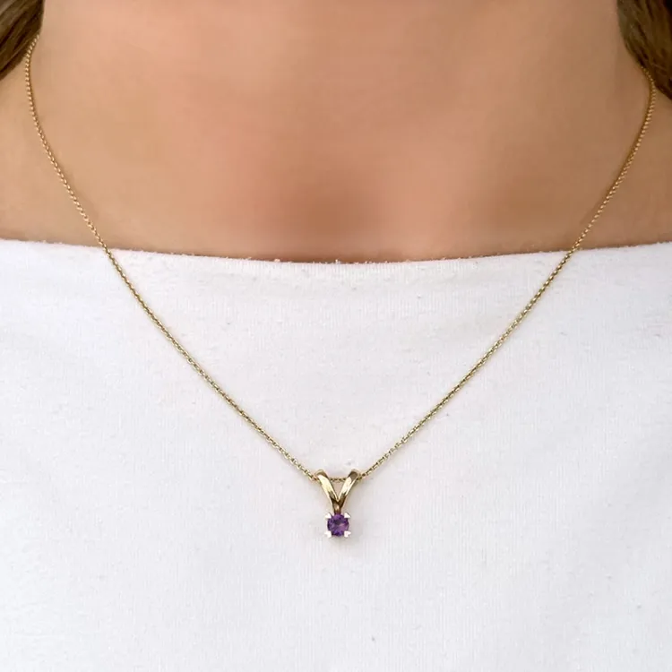 hjärta lila ametist hängen i 14  carat guld 0,22 ct