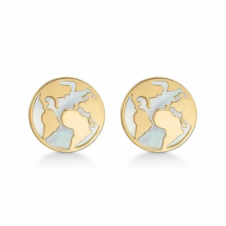 Støvring Design kort örhängen i 8 karat guld vit pärlemors