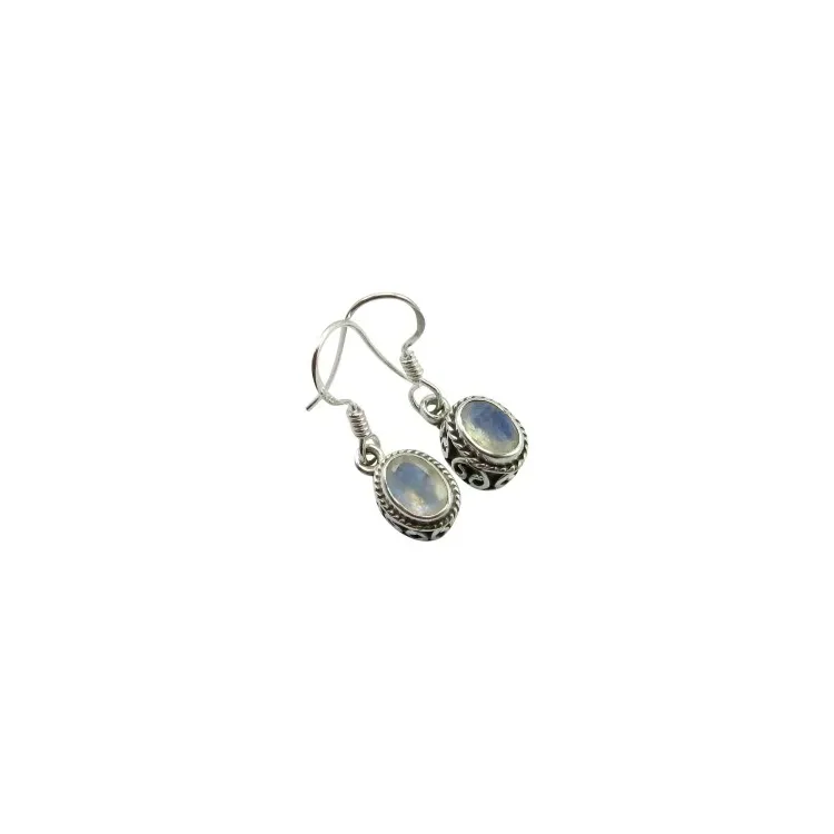 ovala silverörhängen i oxiderat sterlingsilver