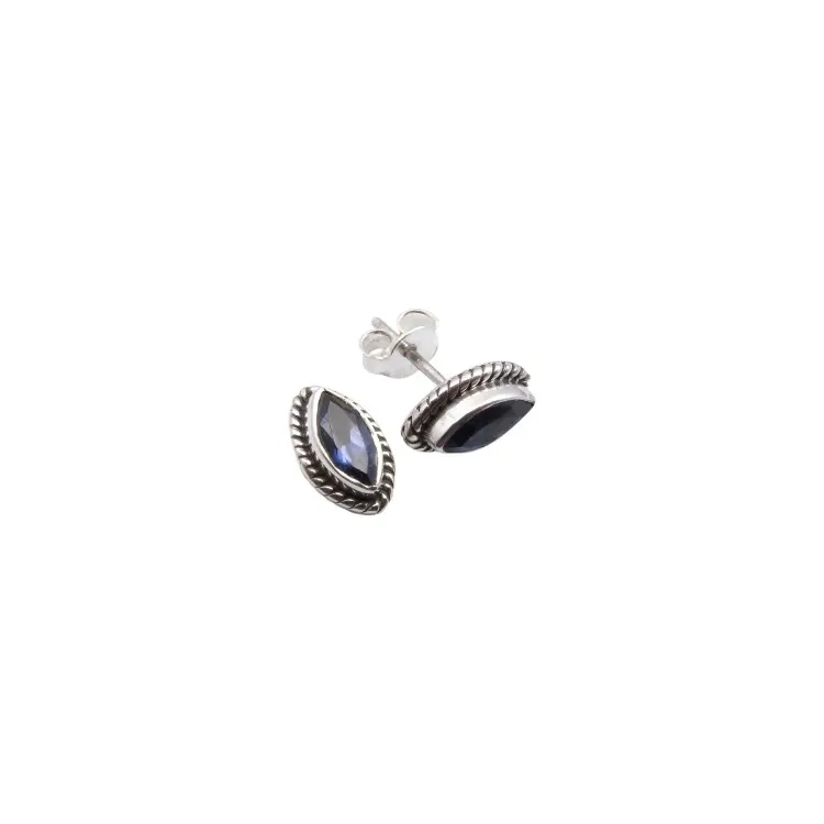 Iolit örhängestift i oxiderat sterlingsilver