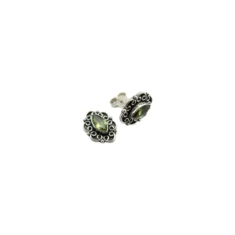 peridot örhängen i oxiderat sterlingsilver