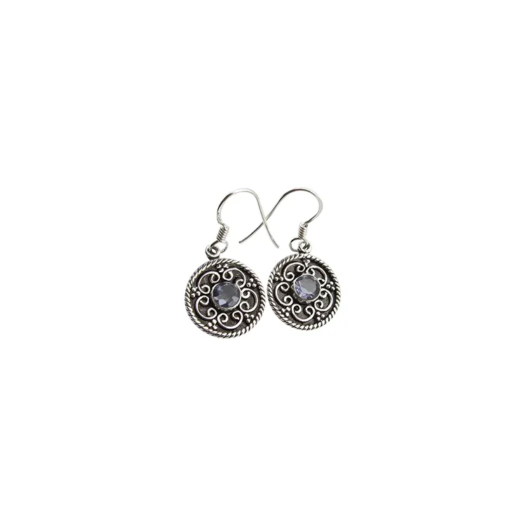 Iolit örhängen i oxiderat sterlingsilver