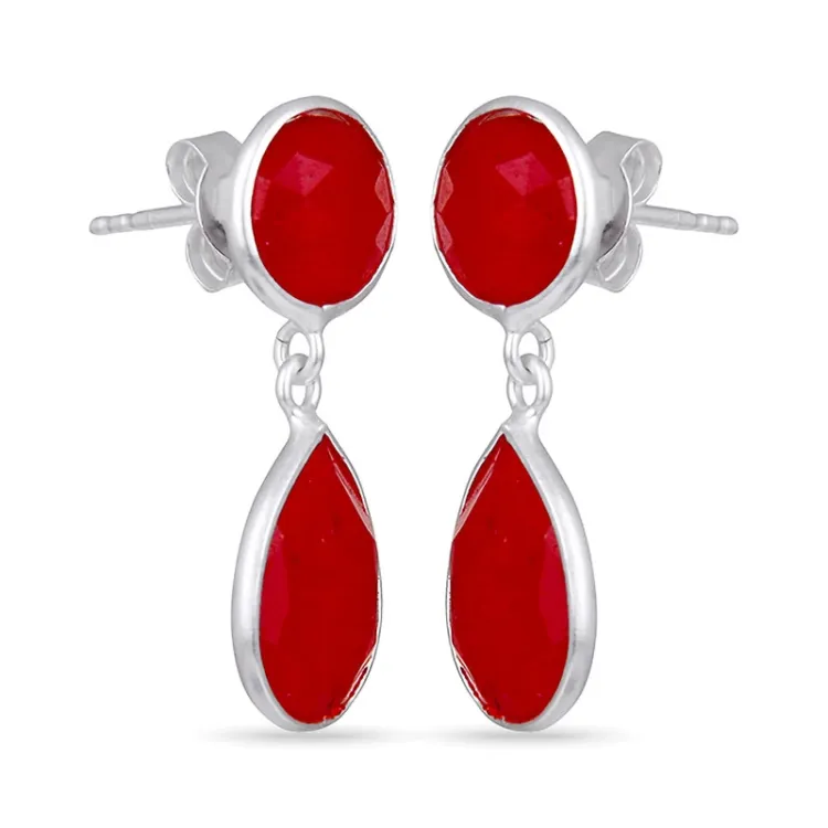 långa röda örhängen i silver - Loom Stones
