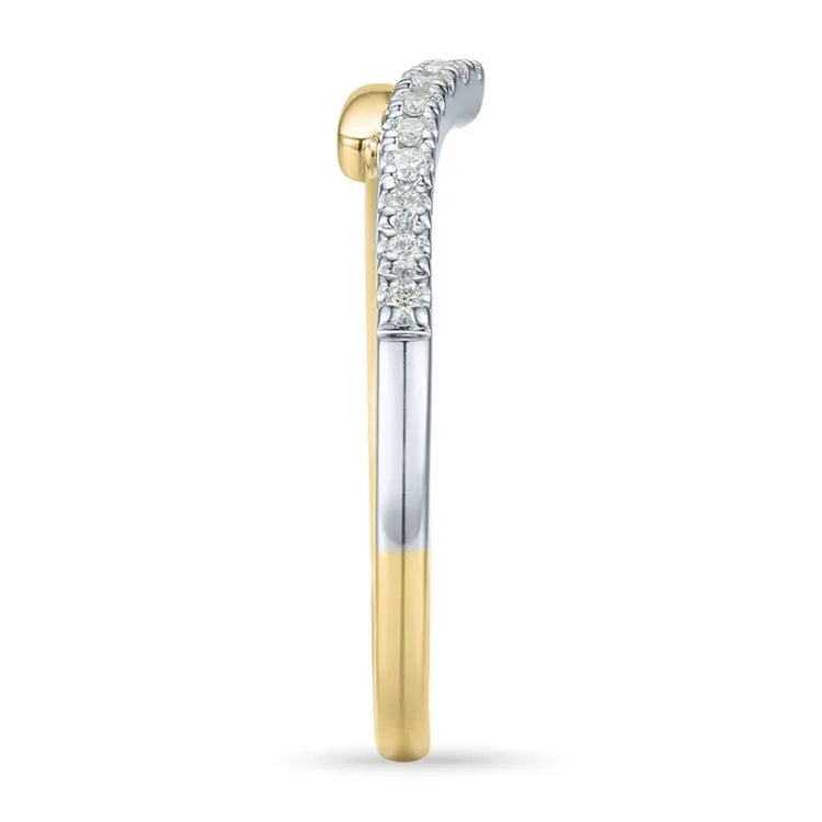 diamantring i 14  karat guld- och vitguld 0,06 ct