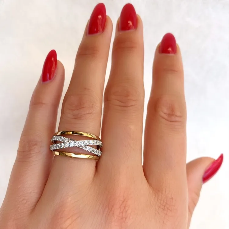 bred abstrakt guld ring i 14 karat guld- och vitguld 0,75 ct
