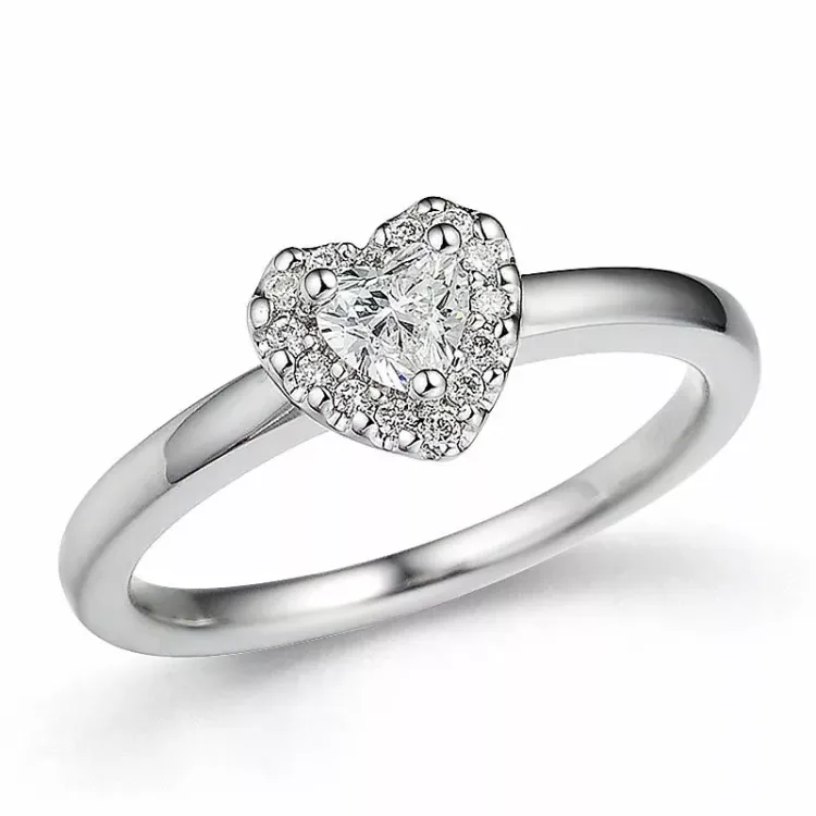 Hjärta briljantring i 14  karat vitguld 0,24 ct 0,08 ct
