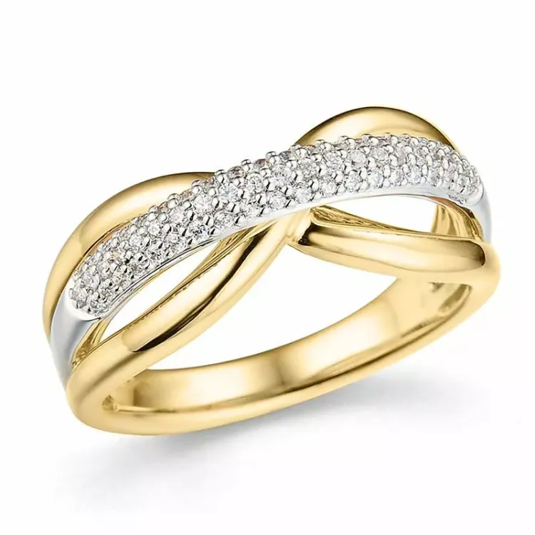 diamant ring i 14  karat guld- och vitguld 0,275 ct