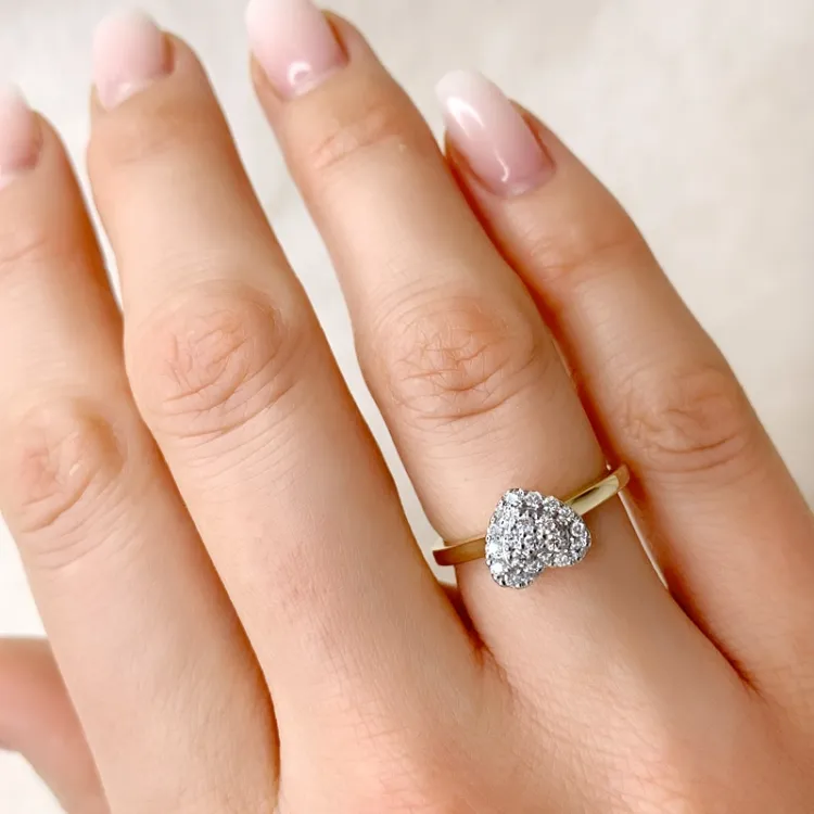hjärta diamant ring i 14 karat guld- och vitguld 0,256 ct