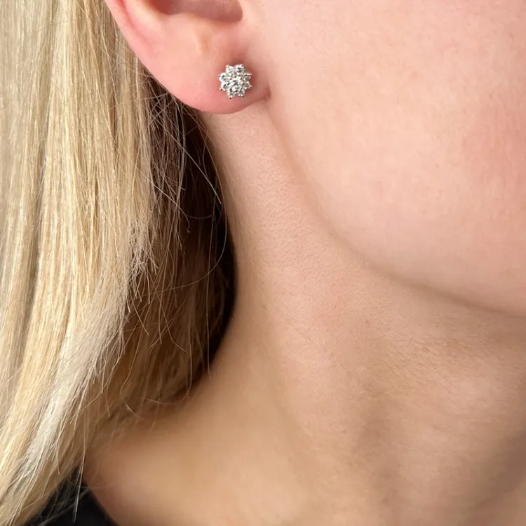 blommor diamantörhängen i 14 karat guld med diamant