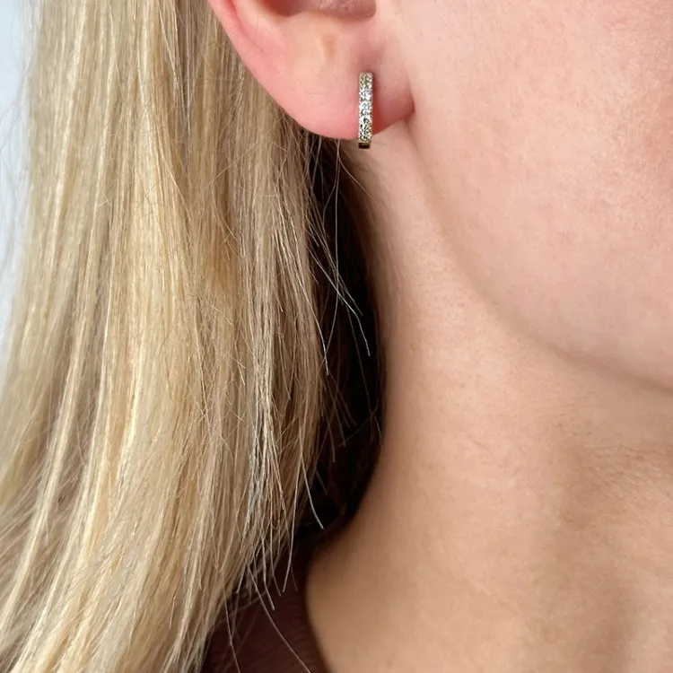 12 mm diamant creol i 14 karat guld med diamant 