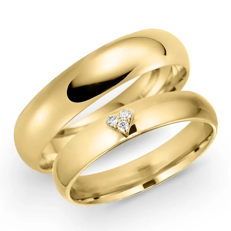 5 och 4 mm vigselsringar i 9 karat guld 0,03 ct - set