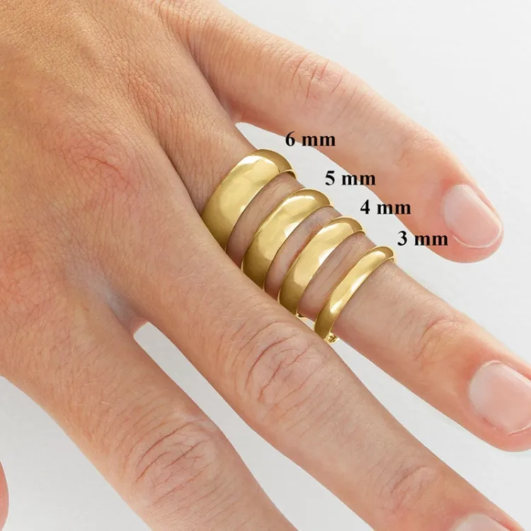 Bredd 6 mm vigselsringar i 14  karat guld - set