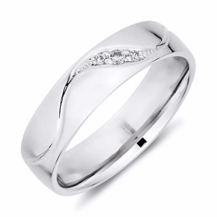 5 mm vigselsring i 14  karat vitguld 0,008 ct och 0,02 ct