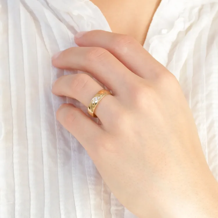 5 mm diamant vigselsringar i 9 karat guld 0,008 ct og 0,02 ct - set