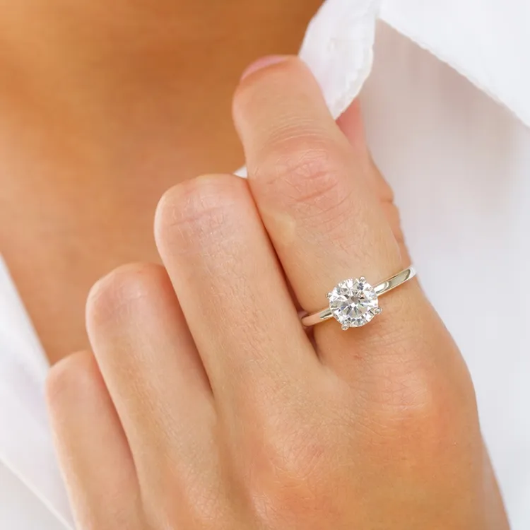 zirkon solitärring i silver